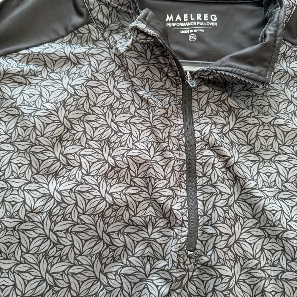 Maelreg Black And Gray Quarter-Zip Pullover View 3